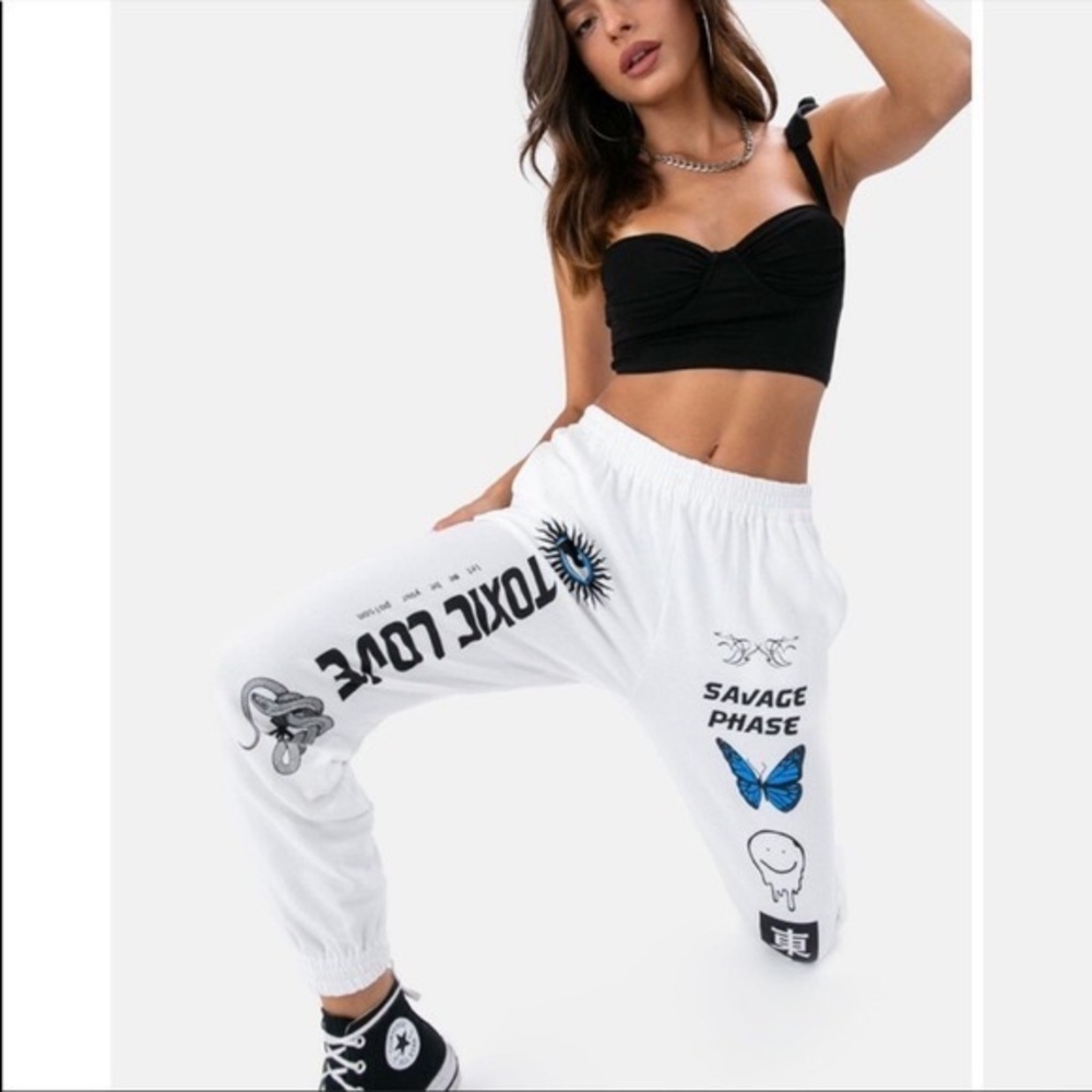 Adika Medium Toxic Love Sweatpants